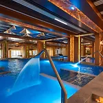 Grand & Therme