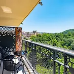 Grand & Therme