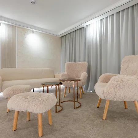 호텔 Grand & Therme
