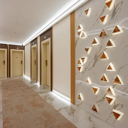 호텔 Grand & Therme 4*